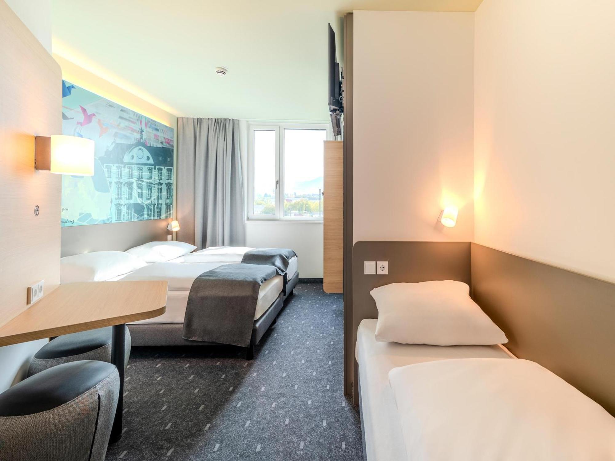 B&B Hotel Offenburg-Hbf Экстерьер фото