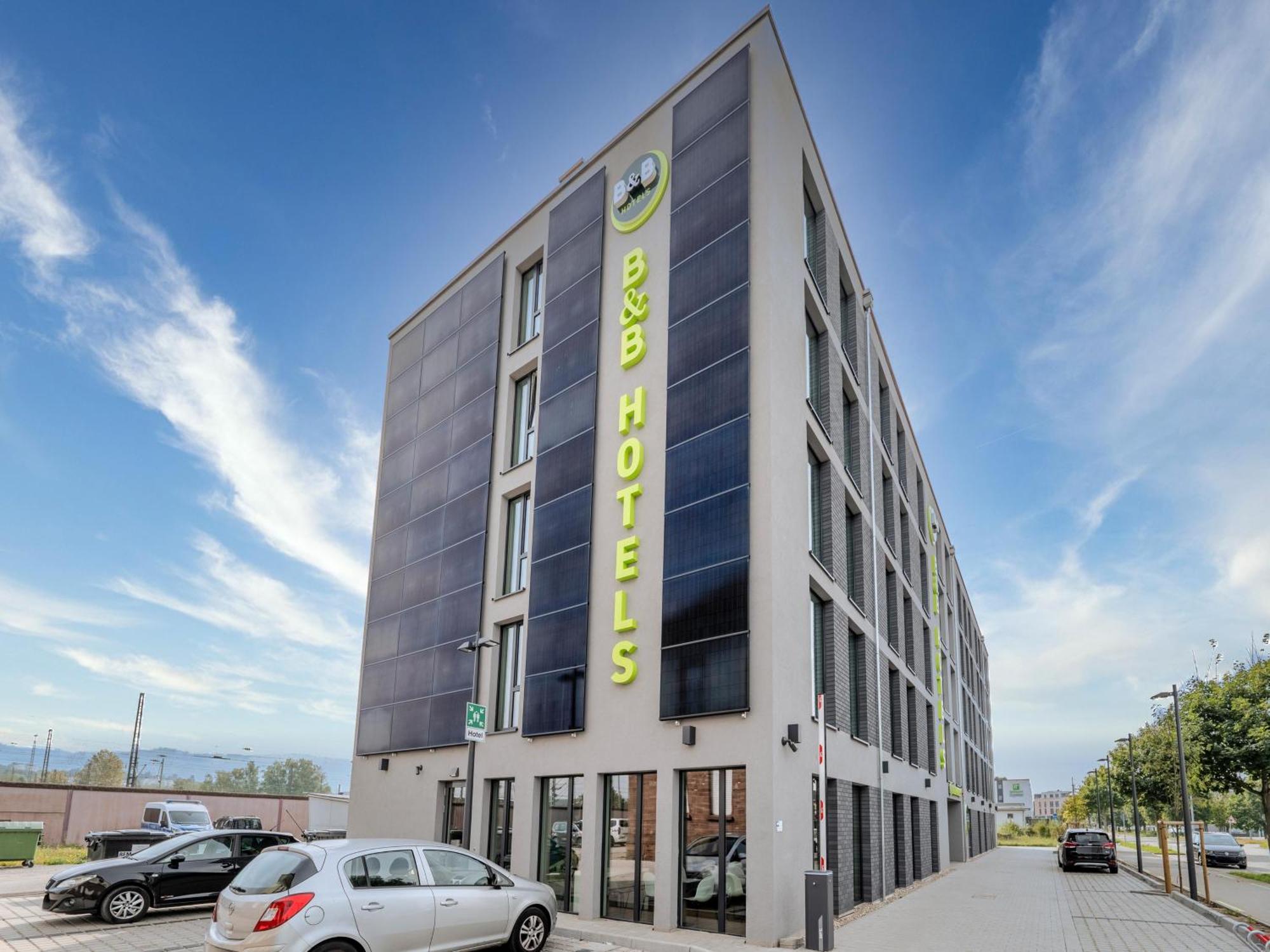 B&B Hotel Offenburg-Hbf Экстерьер фото